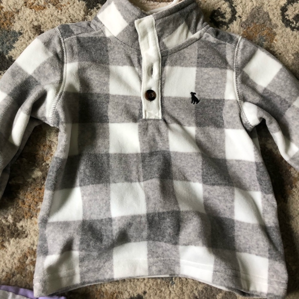 Boys shorts, sweatshirt, T-shirt